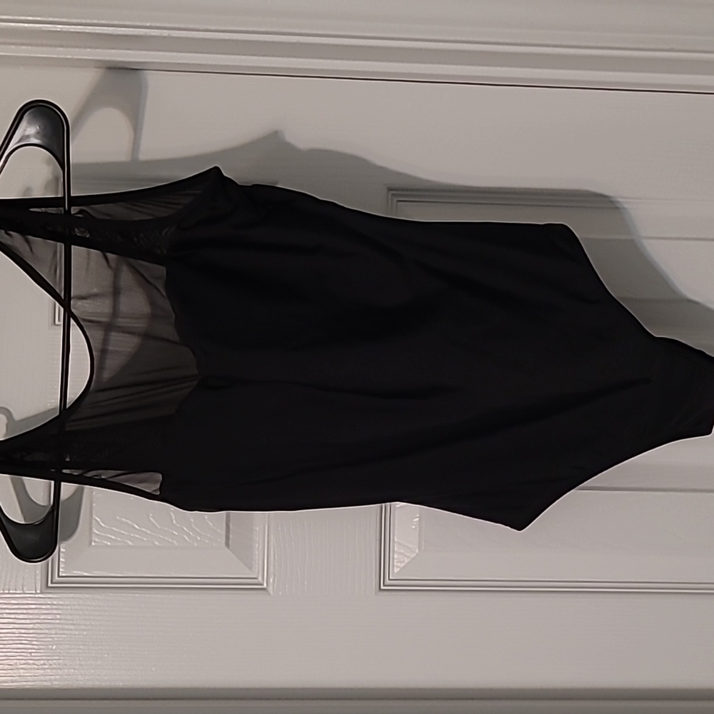 New with out tags black womans bathing suit